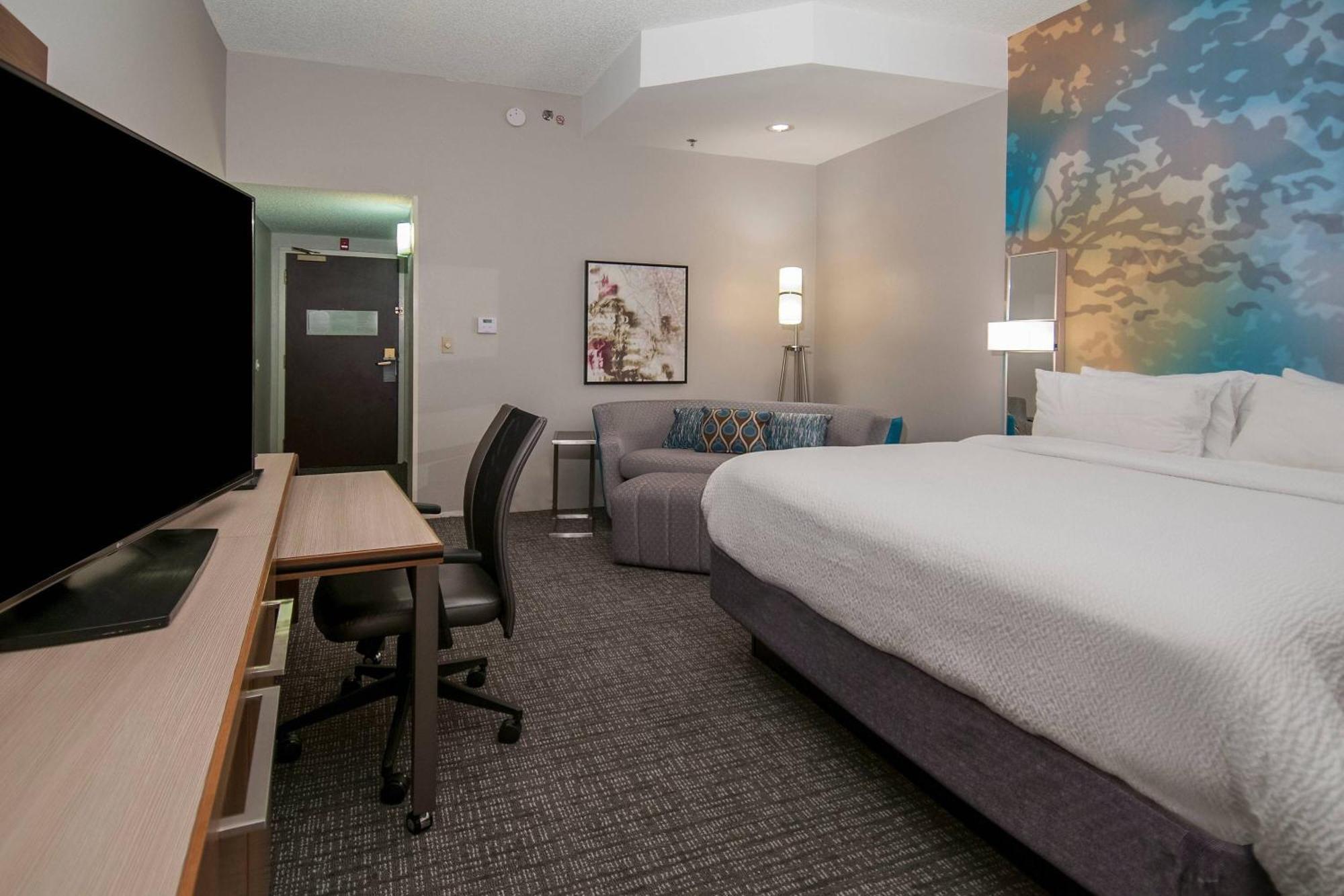 Courtyard By Marriott Бентонвилль Экстерьер фото